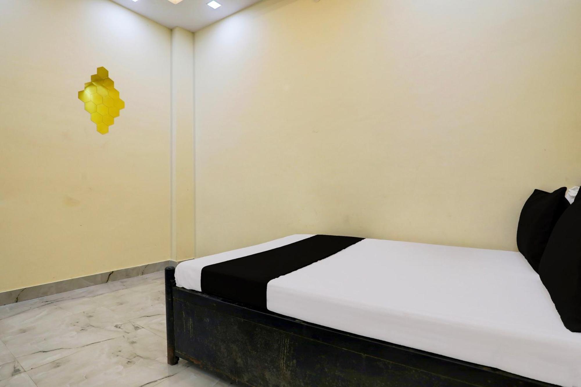 Hotel O Rajendra Palace Kanpur Zewnętrze zdjęcie