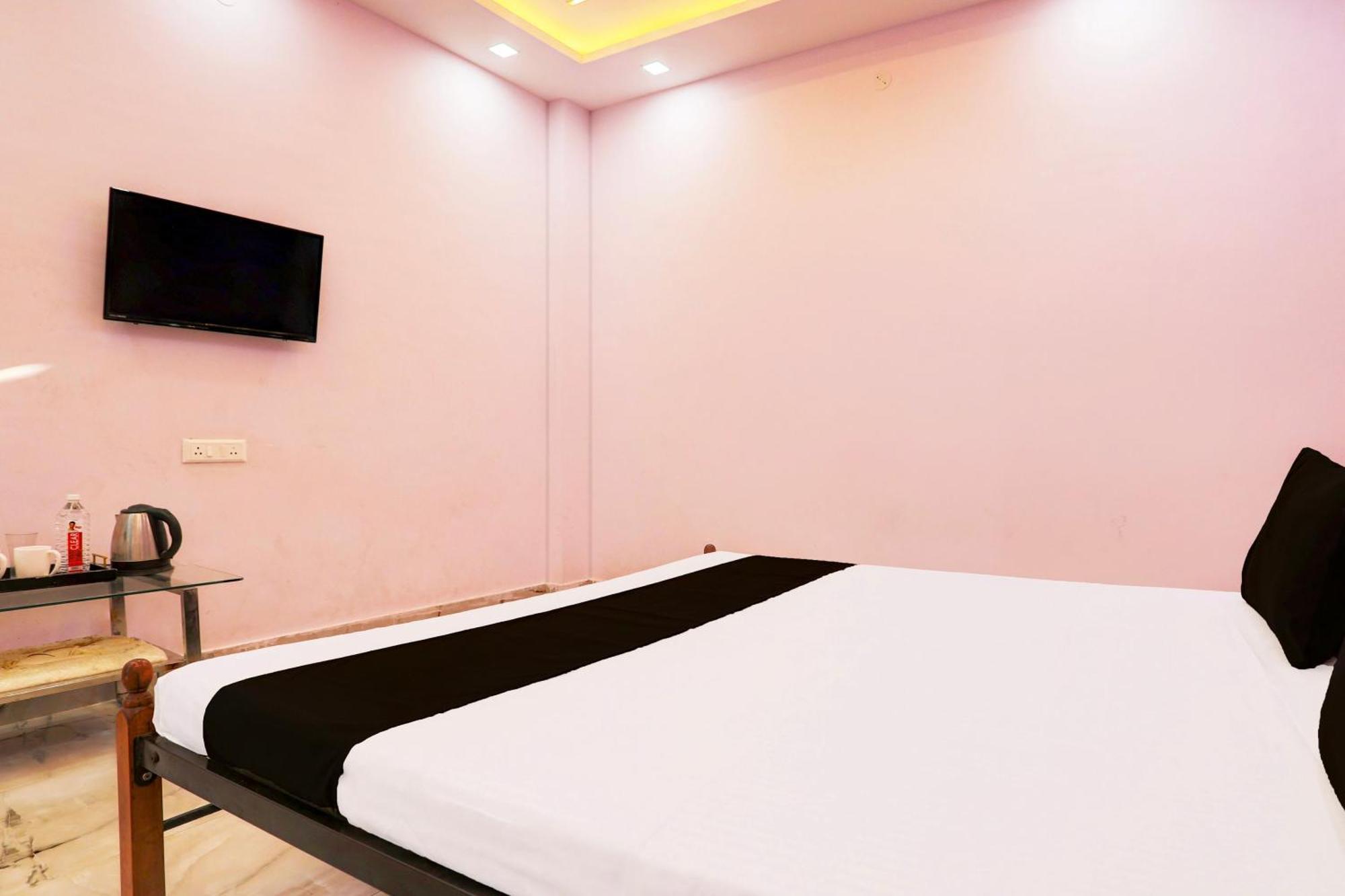 Hotel O Rajendra Palace Kanpur Zewnętrze zdjęcie